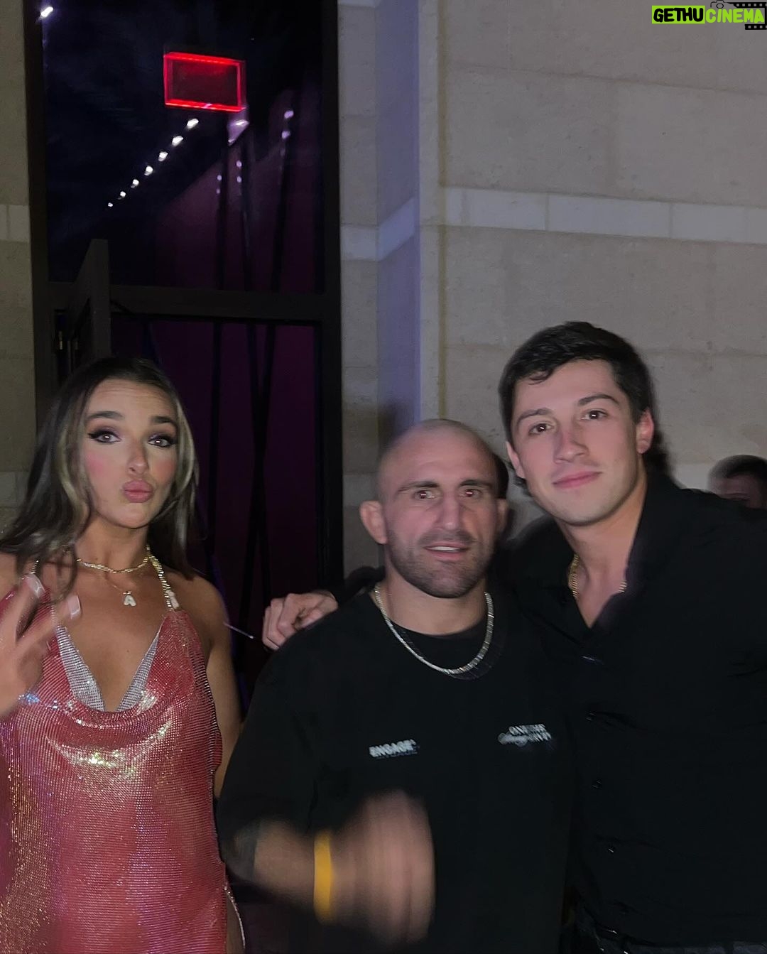 Kendall Vertes Instagram - Sin city π°π€π²πΎπ°