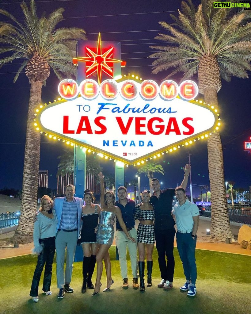 Kendall Vertes Instagram - Wanna see my ID? Las Vegas, Nevada