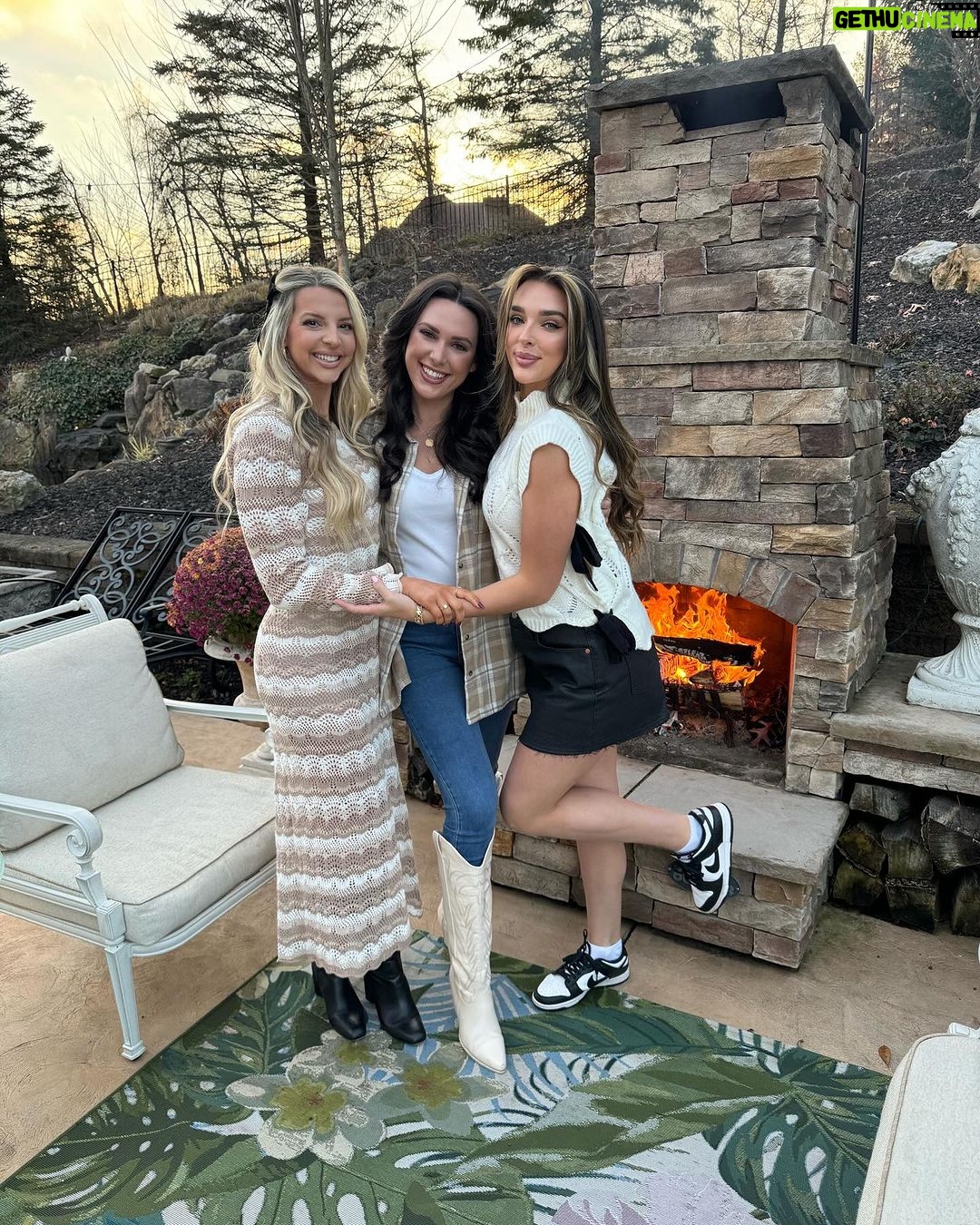 Kendall Vertes Instagram - Heart is full🫶🏼🦃🩶