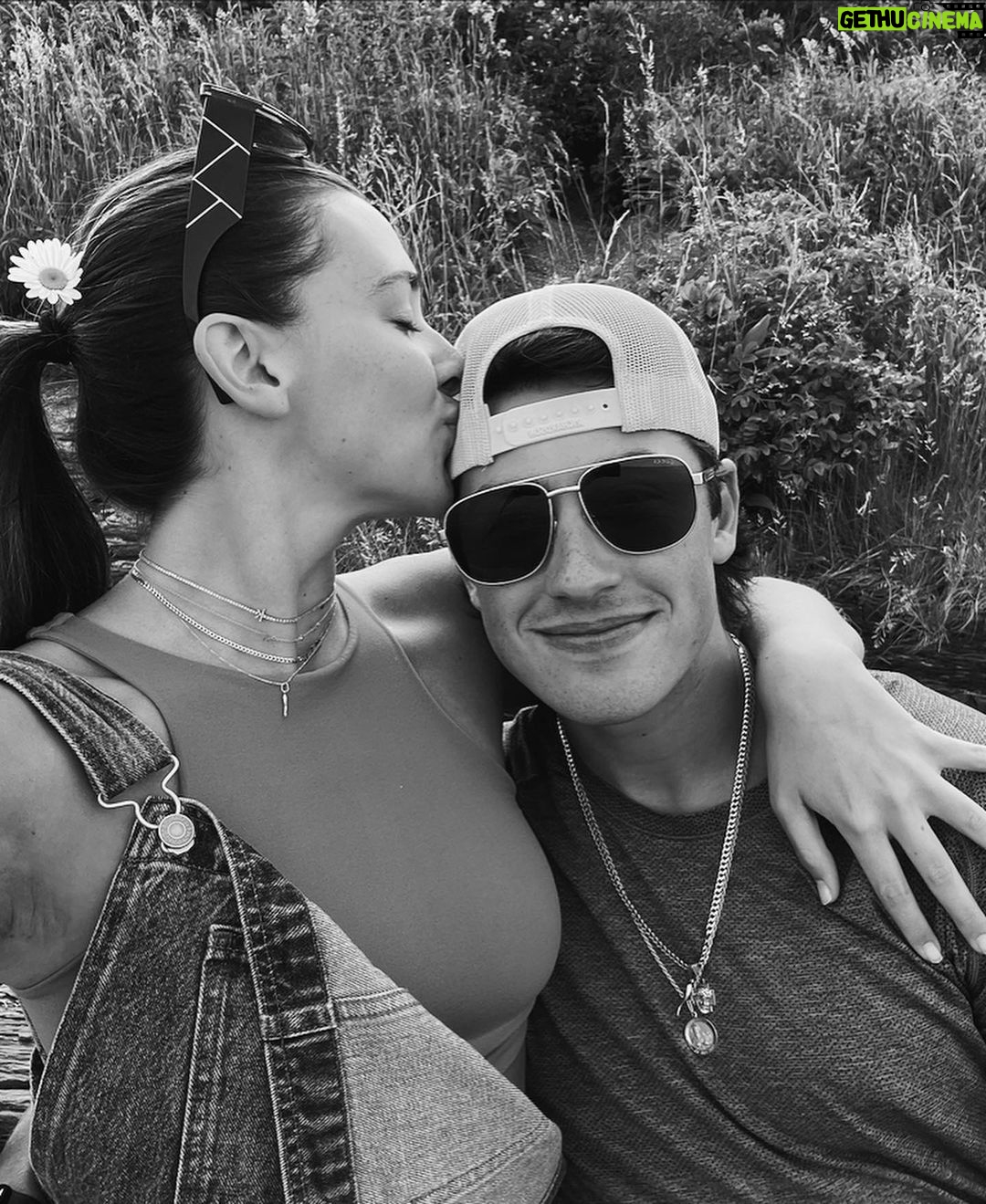 Kendall Vertes Instagram - π€ πΎπ€π»