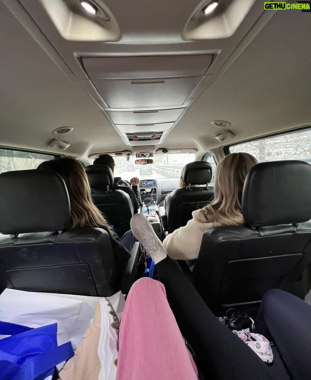 Kendall Vertes Instagram - Back seat is where it's at