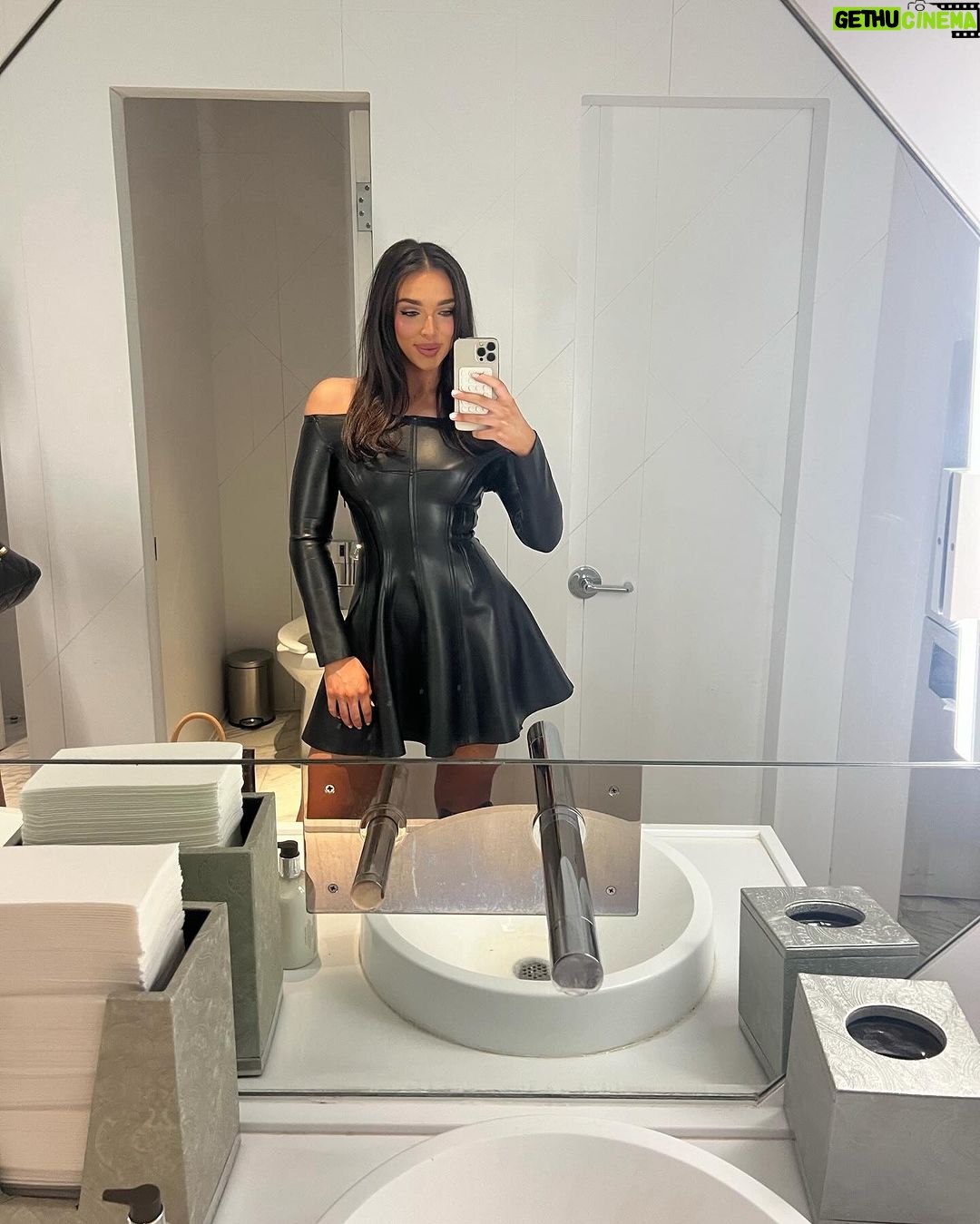 Kendall Vertes Instagram - Put it on 13 Black