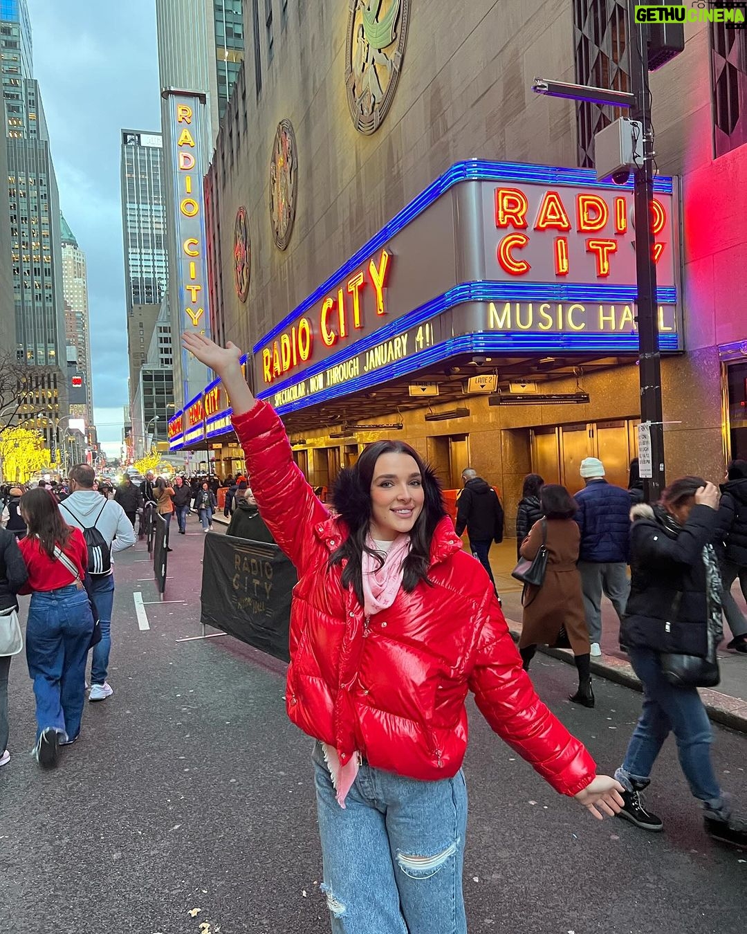 Kendall Vertes Instagram - 2024 loading... New York, New York