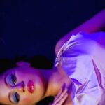 Kenisha Awasthi Instagram - This verse is everything 🔥 Shot by - @photomaze1 Makeup- @pritiattrimakeoverartist Hair - @yashasvi_hairandmakeup #kenishaawasthi #kenisha #kenishaglam #dojacat #streetsremix #reelfortoday #bestfortoday