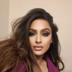 Kenisha Awasthi Instagram - Graphic liner look MUAH - @saramakeupofficial #kenisha #kenishaawasthi #everdayphenomenal #dailyglam #bestfotooftheday #bestoftoday #graphicliner #mauvelipstick