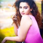 Kenisha Awasthi Instagram - Cos I was force-filled with poison but blessed with BEAUTY and RAGE . #factsonfactsonfacts #lifeonthedaily #everydayglam #everydayphenomenal #kenishaawasthi #kenisha #nevergiveup💪 #nevergivein #lifemantra