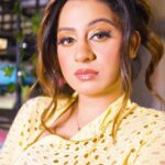 Kenisha Awasthi Instagram - If happiness had a colour and a specific hue of yellow ..this would be it 💛 Tried this ombre eye makeup concept with this superfun hair updo. Let me know what you think of this look ?☺ Reel shot by - @asafkhan_ Makeup - @makeupbyanitashetty Hair - @makeupbyshabnam__ #lovedose #kenishaawasthi #reeloftheday #yellowaesthetic #brightandbeautiful #hairupdos #ombreeyes #yoyohoneysingh #trendingsong #trendingreelsvideo #hazeleyedbeauty #bestfortoday