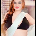 Kenisha Awasthi Instagram – Crazy over this music! If this could make ME smile…well,it’s litmus test proven good stuff 🥰

TELL ME WHAT YOUR FAVORITE TRENDING SONG THESE DAYS IS IN THE COMMENTS BELOW. 

#kenishaawasthi #kenisha #sareelove❤️ #hazeleyes #mintgreenlovers #trendingreel #trendingsong❤️