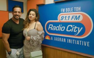 Kenisha Awasthi Instagram - Had the most wonderful time yesterday at @radiocityindia with the one and only RJ @salilacharya . We spoke about music,my journey thus far,his experiences in media and all that jazz. Stay tuned for excerpts from our chat. #Junoon will be playing on Radiocity. My sincere thanks to RJ Salil and Radiocity.This is a major milestone for me 💞🙏 #radiocity #mecca #kenishaawasthi #indiesinger #indiemusic #maidensong #debutsingle #loveandgratitude #letthemusicplay #iamonradio #milestone #herewego Radiocity 91.1
