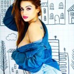 Kenisha Awasthi Instagram – Blue on blue- bluesy 💙 #kenishaawasthi #kenishamusic #musicianofig #digitalcreatoroftheyear #contentcreator #indianinfluencer #indianyoutuber #indianyoutubecommunity #kenishaawasthiapp #blueonblue #denimlife #velvetgoals