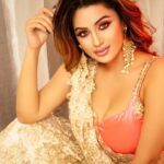 Kenisha Awasthi Instagram - NOTHING ,ABSOLUTELY NOTHING beats Rajasthani Folk music! Gaahhhhh!! 🧜‍♀️💕❤️❤️ Photography - @asifkhanclicks MUAH - @makeupbyshabnam__