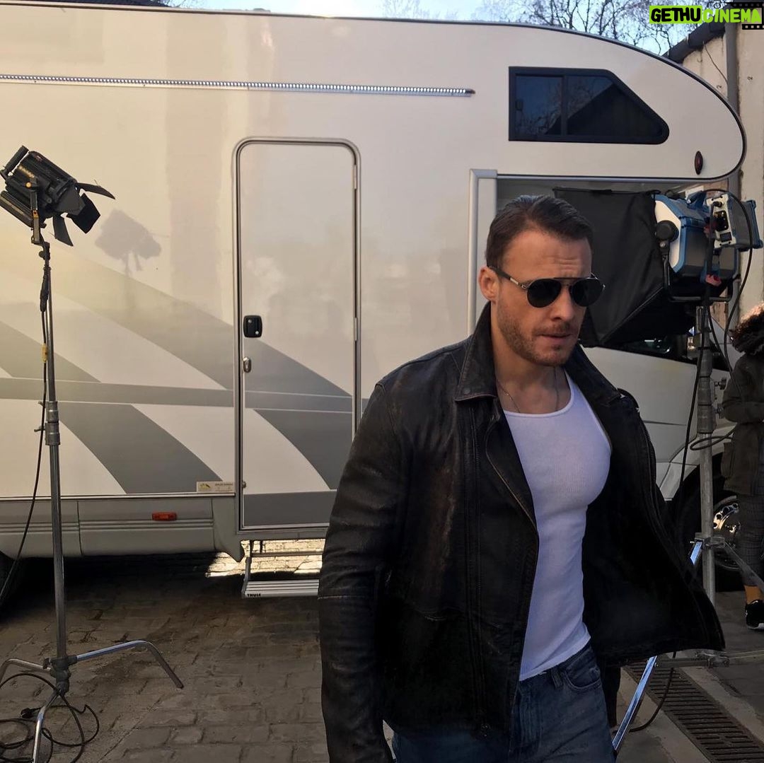 Kerem Bürsin Instagram - 📷 by: @lianberaha 🤘🏻🤘🏻🤘🏻