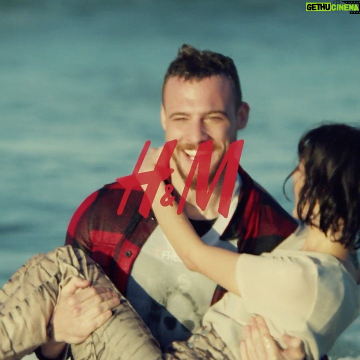 Kerem Bürsin Instagram - #HMSelectedByKeremBursin @hm_man @hm Link için Bio’ya tıkla!