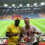 Kerem Bürsin Instagram - @kingofcheers what a great time...müthiş eğlendik!!... rastgele bu iki arkadaşla fotoğraf çektirdik ;) What’s Up from TÜRKİYE! #king #kingofbeers #worldcup2018