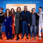 Kerem Bürsin Instagram - Having fun with the greatest kids on the block!!! No podría estar más feliz de actuar con un equipo tan genial. Gracias a todos por vuestro apoyo. Un abrazo a todos y todas! No dejen de ver A Todo Tren 2 en el cine a partir del 2 de diciembre. @warnerbrosspain 🚂🤘🏻