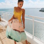Kerry Washington Instagram - Bienvenidos a Miami ☀️🌴 Miami, Florida