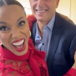 Kerry Washington Instagram - Hi 👋🏾 D.C #Olitz is ready for you ❤️ Washington D.C.