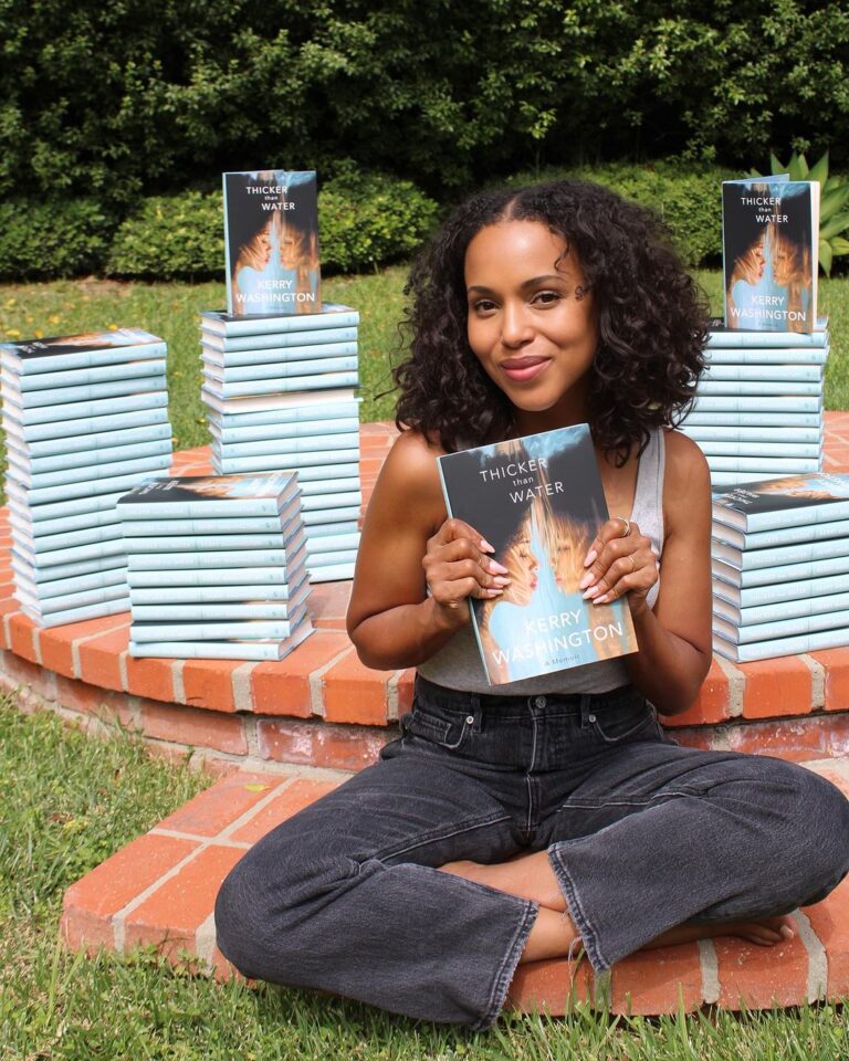 Kerry Washington Instagram - The four stages of disbelief 😱🤗😬😍. I got my copy (and a few extras..) of #thickerthanwater have you gotten yours yet!?! Order now. Link in bio!!!! 🌊🌊🌊🌊