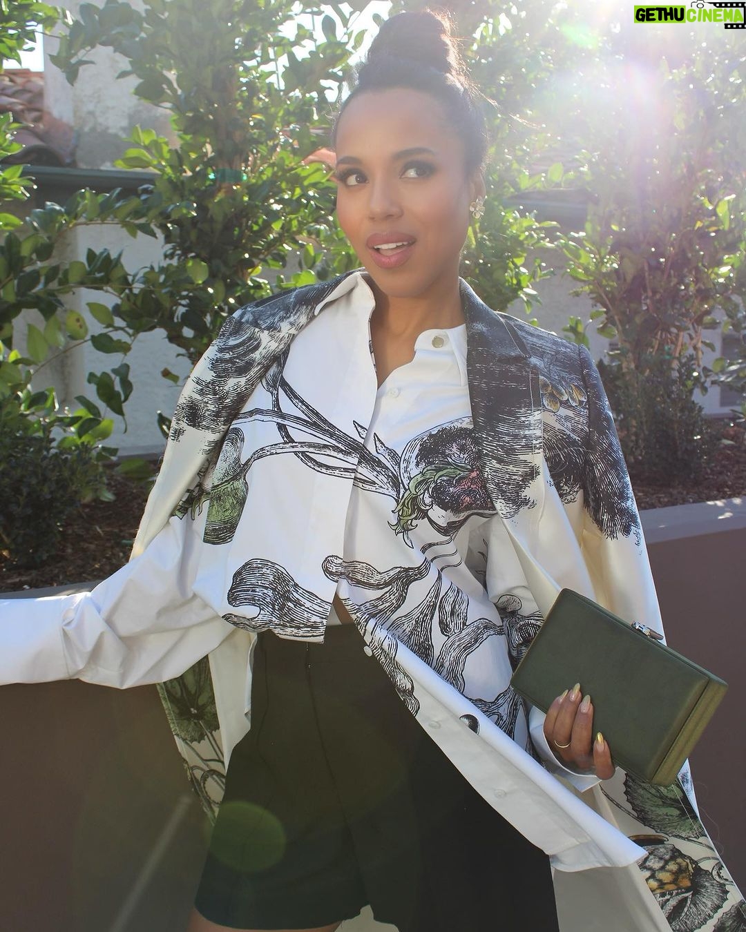 Kerry Washington Instagram - Day dreaming 💭☀️