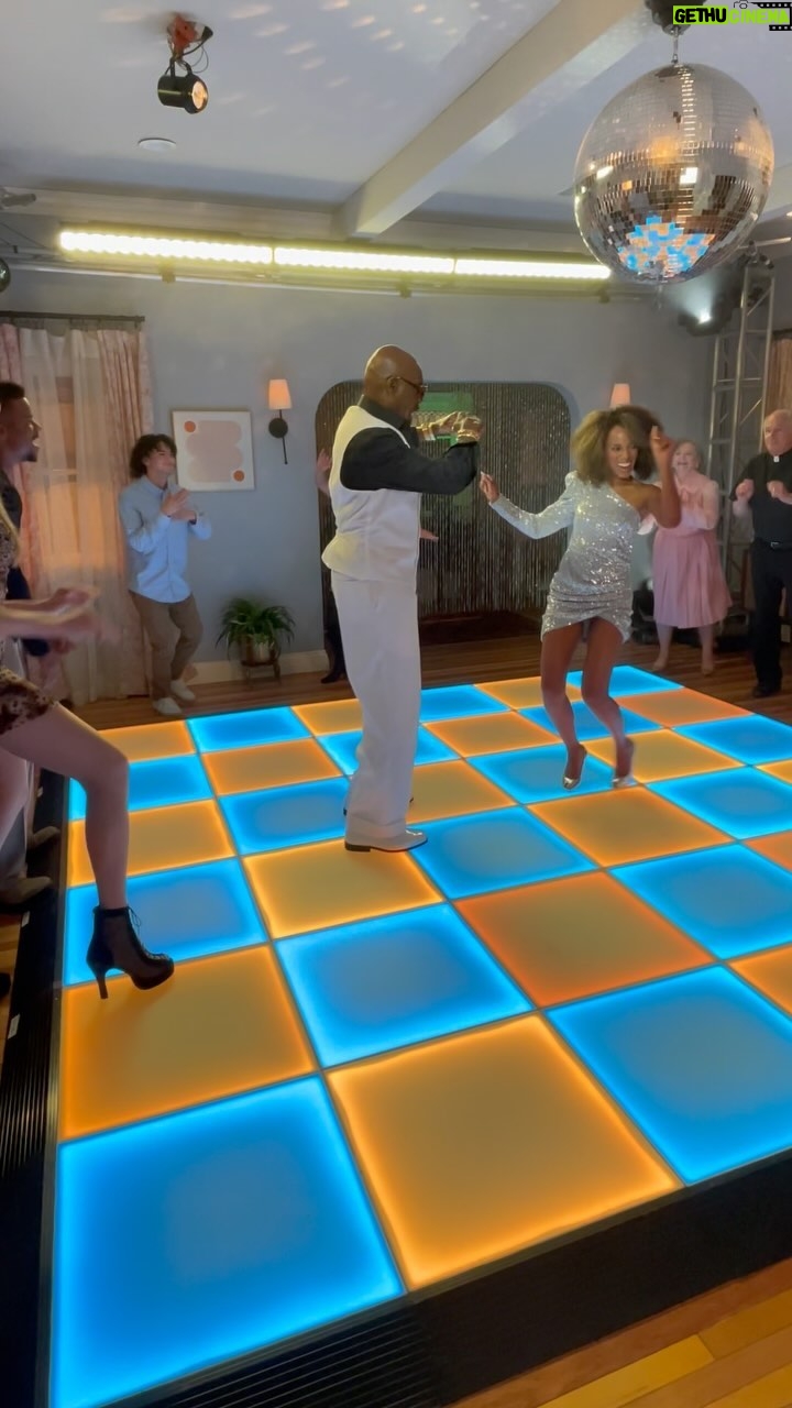 Kerry Washington Instagram - Still one of my favorite days on set EVER!!!!!! Love this dancing man. HAPPY BIRTHDAY @theauthenticdelroylindo!!!!!!!! ππΎπΊπΎ #UnprisonedHulu #BTS Minneapolis, Minnesota