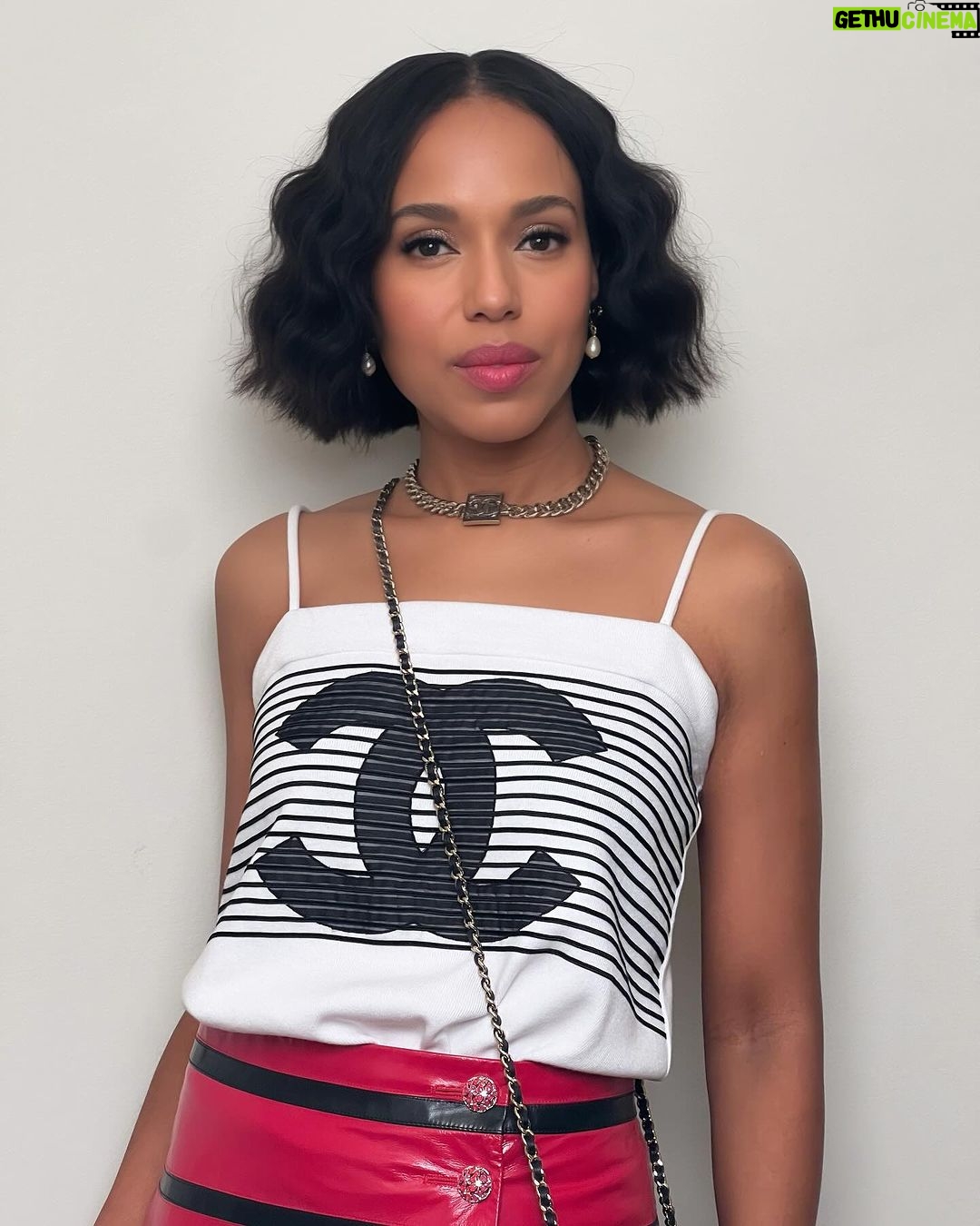 Kerry Washington Instagram - Like stolen @chanel lock me up in jail 🎶