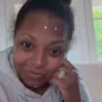 Keshia Knight Pulliam Instagram - Happy Mother’s Day!! These are the moments that I cherish. Wishing all of the mom’s a day of napping, eating good while wearing your most comfortable sweats on the couch with your headscarf on and drinking champagne!!! 😜❤️😘
