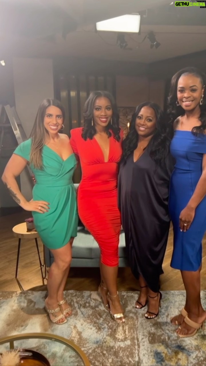 Keshia Knight Pulliam Instagram - Tune in to @lifetimetv NOW!!!! Tonight is the premiere of the NEW season of Married At First Sight Afterparty & we have an hour long show!!! 😆 Plus… I have two very special guests!!! 🥰 #MAFS @mafslifetime #Nashville
