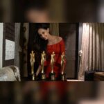 Ketaki Mategaonkar Instagram – This beautiful award trophy arrived today! Feeling honoured and grateful! It’s FOUR-TRICK I can say. My fourth Mirchi Award! 
I’m so proud to be a part of such beautiful film as a singer ANANDI GOPAL ! Hrishikesh Saurabh Jasraj , you guys have created a master piece! Sameer an absolute genius by directing such a brilliant film. 
Thankyou MIRCHI MUSIC for this recognition! Congratulations to the entire team ! 
@sameervidwans @hrishidatar @saurabh_bhalerao_ @jasraj_jayant_joshi @sharayudate 
.
#ketakimategaonkar #mirchimusicawards #awards #singer #instagood