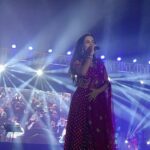 Ketaki Mategaonkar Instagram – Gooood morning🍀! Sharing some moments from the recent concert at Sillod, Chhatrapati Samhaji Nagar with @hrishikesh_ranade and Ali Hussain. Loved every bit of it. Although the show started late, it was fun performing. Didn’t sleep for 2 nights in a row, due to crazy flight timings. A singer always carries his/her instrument (voice) with them 24×7. Whether you’re singing or not, you’re still using that instrument and it’s important to take good care of it. But sometimes a 4am dosa at the airport,😋 to 2.30am dinner post concert. Can’t help💜

सुप्रभात! सिल्लोड, छत्रपती संभाजी नगरमध्ये हृषीकेश रानडे आणि अली हुसैन ह्यांच्यासोबत पार पडलेल्या कार्यक्रमाचे काही फोटोस शेअर करत आहे. ह्यातला प्रत्येक क्षण मजेशीर होता. जरी कार्यक्रम उशिरा सुरू झाला होता तरी मजा आली. फ्लाइट टायमिंग्स मुळे सलग दोन रात्री झोपले नव्हते. एका गायकचा किंवा गायिकेचा तआवाज चोवीस तास त्यांच्यासोबत असतो. त्यामुळे त्याची काळजी घेणं खुप महत्वाचं आहे. पण कधी कधी सकाळी ४ वाजता एअरपोर्ट वर डोसा खाणं, कार्यक्रमानंतर २.३० वाजता जेवण करणं.. चलता हैं! 💜

#ketakimategaonkar #musician #singer #concert .