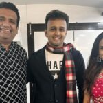 Ketaki Mategaonkar Instagram – Gooood morning🍀! Sharing some moments from the recent concert at Sillod, Chhatrapati Samhaji Nagar with @hrishikesh_ranade and Ali Hussain. Loved every bit of it. Although the show started late, it was fun performing. Didn’t sleep for 2 nights in a row, due to crazy flight timings. A singer always carries his/her instrument (voice) with them 24×7. Whether you’re singing or not, you’re still using that instrument and it’s important to take good care of it. But sometimes a 4am dosa at the airport,😋 to 2.30am dinner post concert. Can’t help💜

सुप्रभात! सिल्लोड, छत्रपती संभाजी नगरमध्ये हृषीकेश रानडे आणि अली हुसैन ह्यांच्यासोबत पार पडलेल्या कार्यक्रमाचे काही फोटोस शेअर करत आहे. ह्यातला प्रत्येक क्षण मजेशीर होता. जरी कार्यक्रम उशिरा सुरू झाला होता तरी मजा आली. फ्लाइट टायमिंग्स मुळे सलग दोन रात्री झोपले नव्हते. एका गायकचा किंवा गायिकेचा तआवाज चोवीस तास त्यांच्यासोबत असतो. त्यामुळे त्याची काळजी घेणं खुप महत्वाचं आहे. पण कधी कधी सकाळी ४ वाजता एअरपोर्ट वर डोसा खाणं, कार्यक्रमानंतर २.३० वाजता जेवण करणं.. चलता हैं! 💜

#ketakimategaonkar #musician #singer #concert .