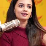 Ketaki Mategaonkar Instagram - सोमवारची सुरेल सुरुवात. Full interview on Mirchi Marathi YT . . . #ketakimategaonkar #ketakimategaonkarfans #rjdnyaneshwari #mirchimarathi #gappanchimisal #ketakiunplugged #marathi