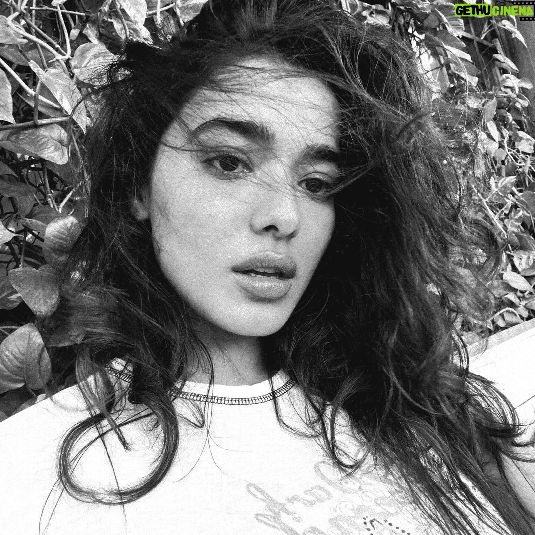 Ketika Sharma Instagram - mirabile dictu ✨