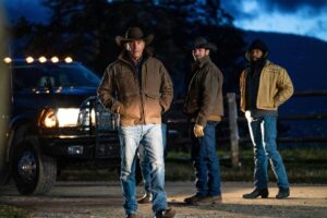 Kevin Costner Instagram - A peek into tonight’s episode. Who’s tuning in? #YellowstoneTV