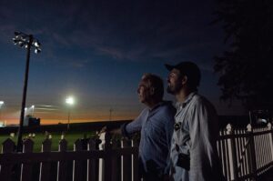 Kevin Costner Instagram - Last week the @mlb gave me a chance to “have a catch” with my son at the Field of Dreams.

Joe was just a baby when we made Field of Dreams—a movie ultimately about the relationship between a father and son. It felt completely full circle to share this incredible experience with him.  

📸: @caleglendening 

#MLBatFieldOfDreams