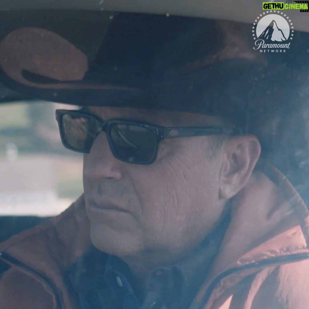 Kevin Costner Instagram - Spend your holiday weekend with the Duttons 🤠@yellowstone marathon starting Saturday on @paramountnetwork!