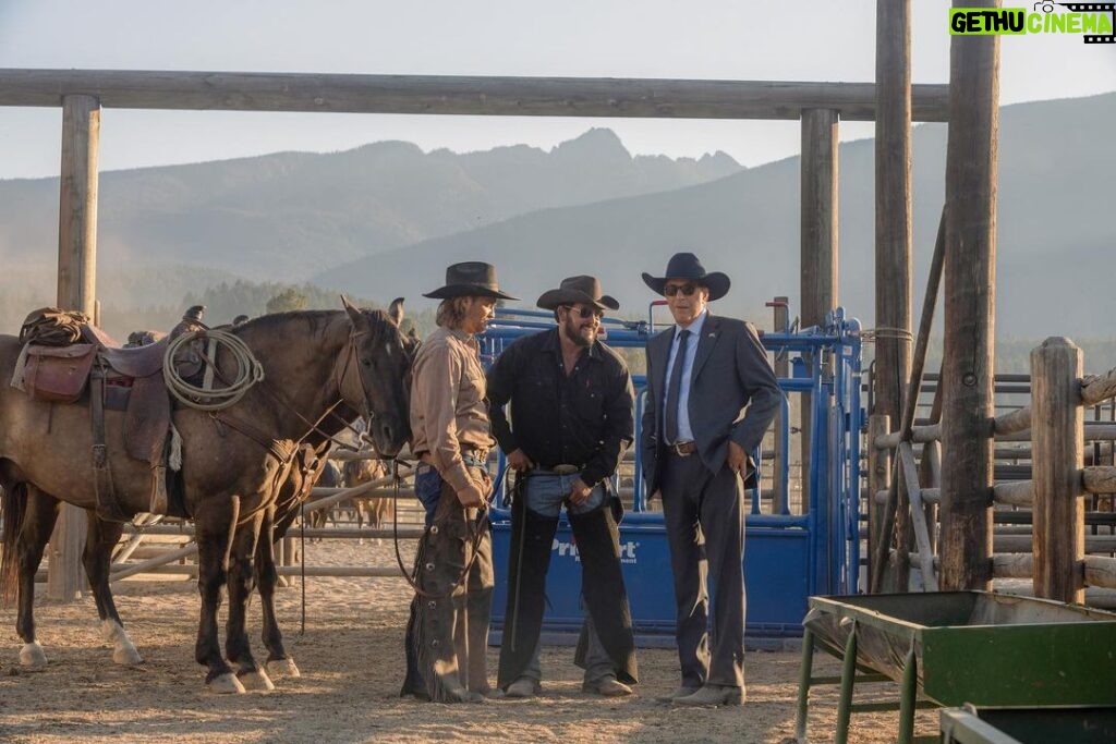 Kevin Costner Instagram - More @yellowstone tonight on @paramountnetwork 🤠 What do y’all think of the season so far?