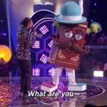 Kevin Hart Instagram - I got @nickcannon with the biggest prank EVER!!!! I got his ass….It was me behind the #BookMask! @MaskedSingerFOX will return next week on @FOXTV! #TheMaskedSinger 😂😂😂😂😂😂😂😂😂