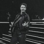 Kevin Jonas Instagram - Another fantastic show in Detroit! How high do you think I’ll be able to jump by the end of tour?