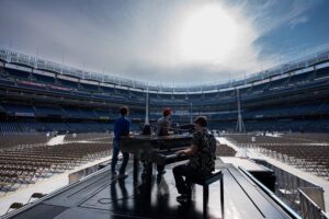 Kevin Jonas Instagram - See you at 8pm @yankeestadium!!!