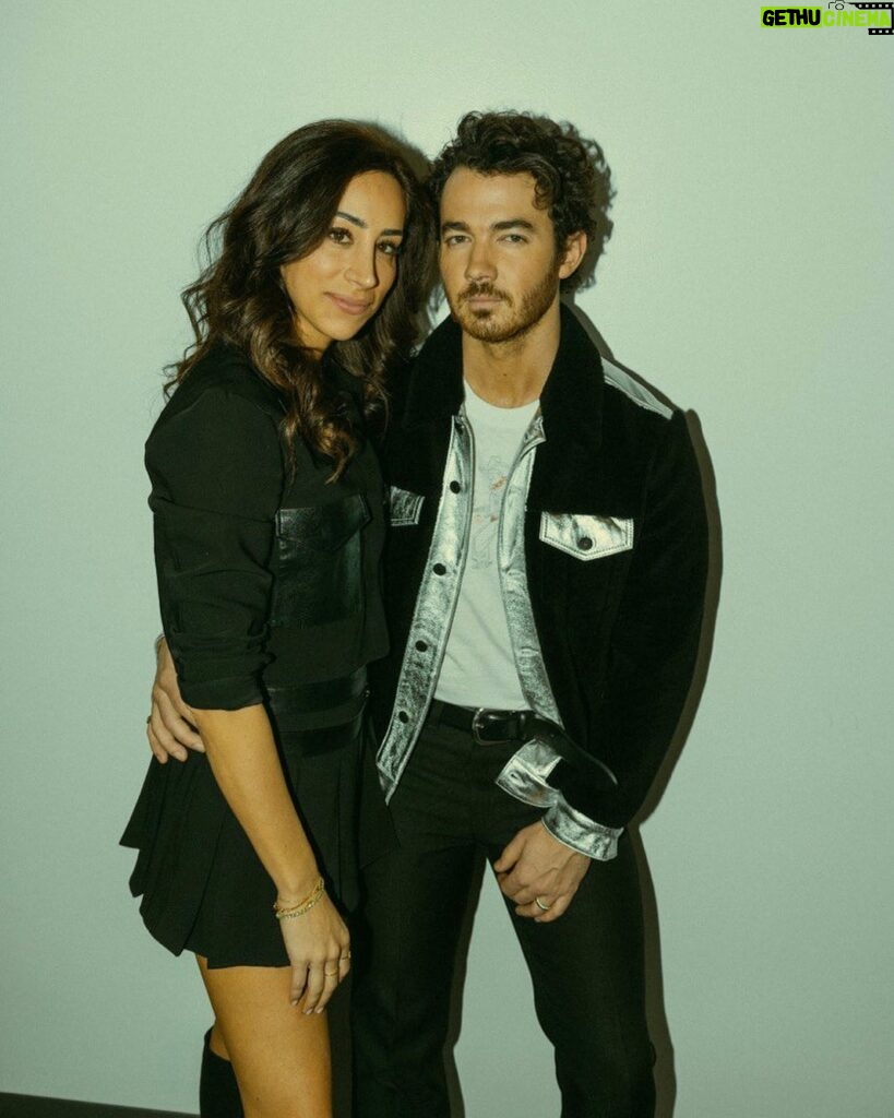 Kevin Jonas Instagram - How did I get this lucky? Happy birthday Danielle. I love you so much!