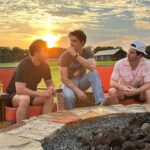 Kevin Jonas Instagram - Happy Labor Day weekend everyone. This tour has be incredible so far! Having a little family time in the Texas sunset tonight before a big Austin show tomorrow 🤘