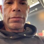 Kevin Levrone Instagram - Greeting lovely souls in Spain 🇪🇸 Madrid @levrone_signature_series #onelove #kevinlevrone @darcsport Madrid, Spain