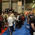 Kevin Levrone Instagram - England 🏴󠁧󠁢󠁥󠁮󠁧󠁿 we salute you. Amazing turnout in Birmingham. My team @levrone_signature_series and I appreciate each and everyone who showed up to say hello. No one leaving empty handed and it was my complete honor to meet each and every single person. You my fan family is the reason why I stand 9 hrs at the booth on my feet from Friday doors opening until Sunday doors closing. I can’t thank you enough without the fans none of this would be possible. I thank you for sharing your testimonies with me, just know you’re not alone. When you think your life is falling apart it’s fallen into place. God Be The Glory. ❤️👊🏽 #onelove #levrone #levronesupplements #levrone_signature_series Film By: @mw_multimedia appreciate you!