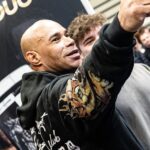 Kevin Levrone Instagram - England 🏴󠁧󠁢󠁥󠁮󠁧󠁿 we salute you. Amazing turnout in Birmingham. My team @levrone_signature_series and I appreciate each and everyone who showed up to say hello. No one leaving empty handed and it was my complete honor to meet each and every single person. You my fan family is the reason why I stand 9 hrs at the booth on my feet from Friday doors opening until Sunday doors closing. I can’t thank you enough without the fans none of this would be possible. I thank you for sharing your testimonies with me, just know you’re not alone. When you think your life is falling apart it’s fallen into place. God Be The Glory. ❤️👊🏽 #onelove #levrone #levronesupplements #levrone_signature_series Film By: @mw_multimedia appreciate you!