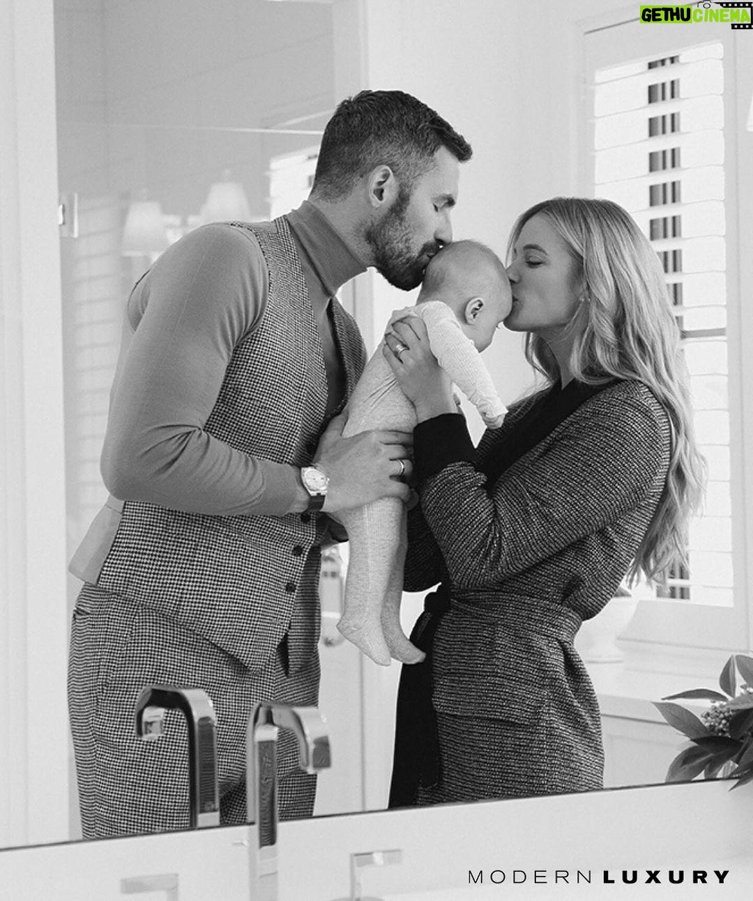 Kevin Love Instagram - Love Conquers All ✨ For NBA Forward @KevinLove and model @KateLove, keeping track of their busy schedules while jetting between homes in the Hamptons and Miami takes serious strategy. The juggle is real now that the power couple has welcomed a new baby to the family. We checked in with the Miami Heat star and Love Kate (@lovekateinc) founder to hear how they balance parenthood, prioritizing and philanthropy. Link in bio to read the cover story 🤍 Photography: @alexandramartin Styling: @charlierincs and @courtneydmays Hair: @hairbyduber / @peteralexander.salon Makeup: @taryllatkins Location: shot on location at 125 solano prado, coral gables available through @ashleycusackteam / @ewmrealty Editor: @phebewahl #hamptonsmagazine #kevinlove #katelove #holidays #modernluxury
