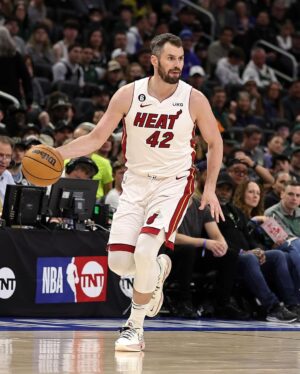 Kevin Love Instagram - 👨🏻‍🍳💋