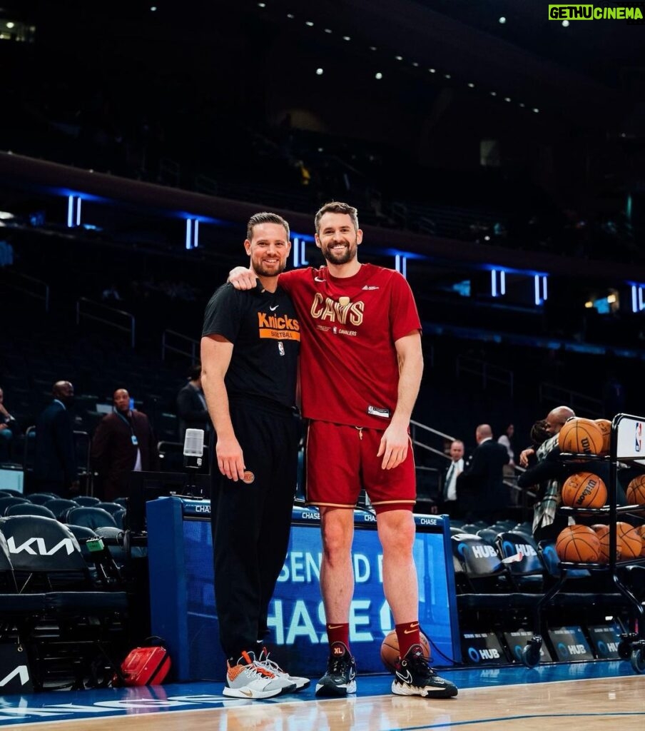 Kevin Love Instagram - From the very beginning 🔗 @dbrady25 Madison Square Garden