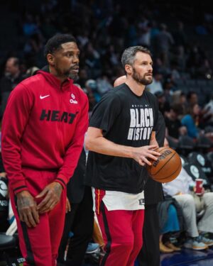 Kevin Love Instagram - Raise a glass to new beginnings 🍷