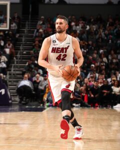 Kevin Love Instagram - Raise a glass to new beginnings 🍷 Miami, Florida