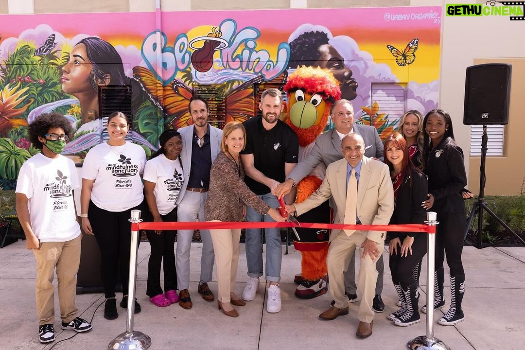 Kevin Love Instagram - It’s amazing to be able to provide a resource for kids in the community and have it be a mindfulness sanctuary. Honored to join the @miamiheat yesterday on the unveiling of their newest sanctuary at Miami Jackson Sr High, designed to offer students and teachers a retreat from daily stressors, where they’ll find yoga mats, tablets for art therapy, zen sand gardens, a sound system for relaxation, and more. Miami Jackson Senior High School